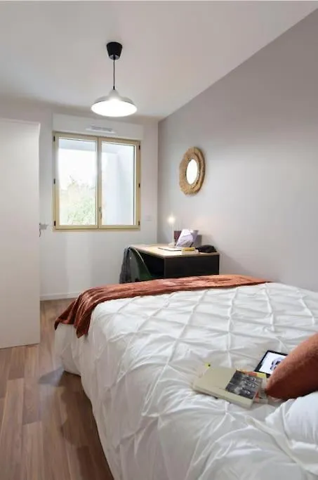 Les Tilleuls II - T5 Villeurbanne Apartment
